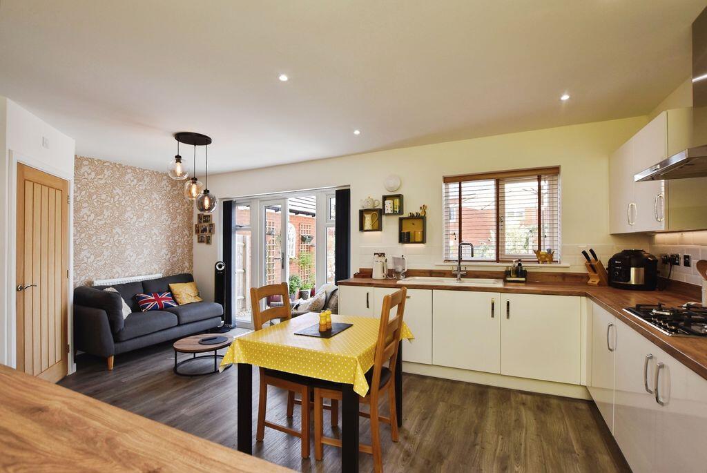 Archers Way, Amesbury              ***VIDEO TOUR*** photo 3