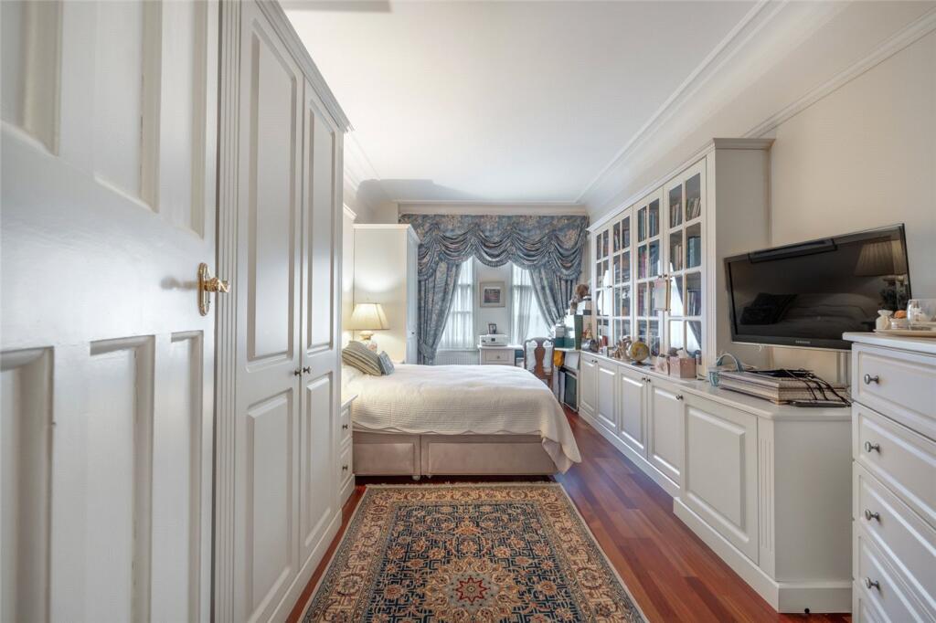 Apartment in London, St. John's Wood - More