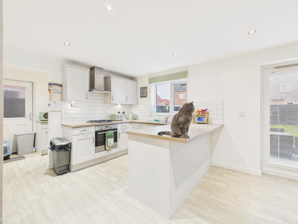 House in Hull, Kingswood - View 5