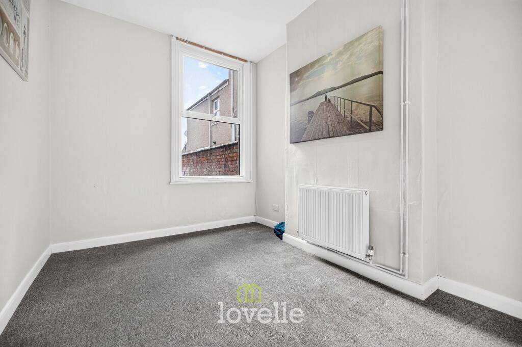 House in Doncaster - View 5