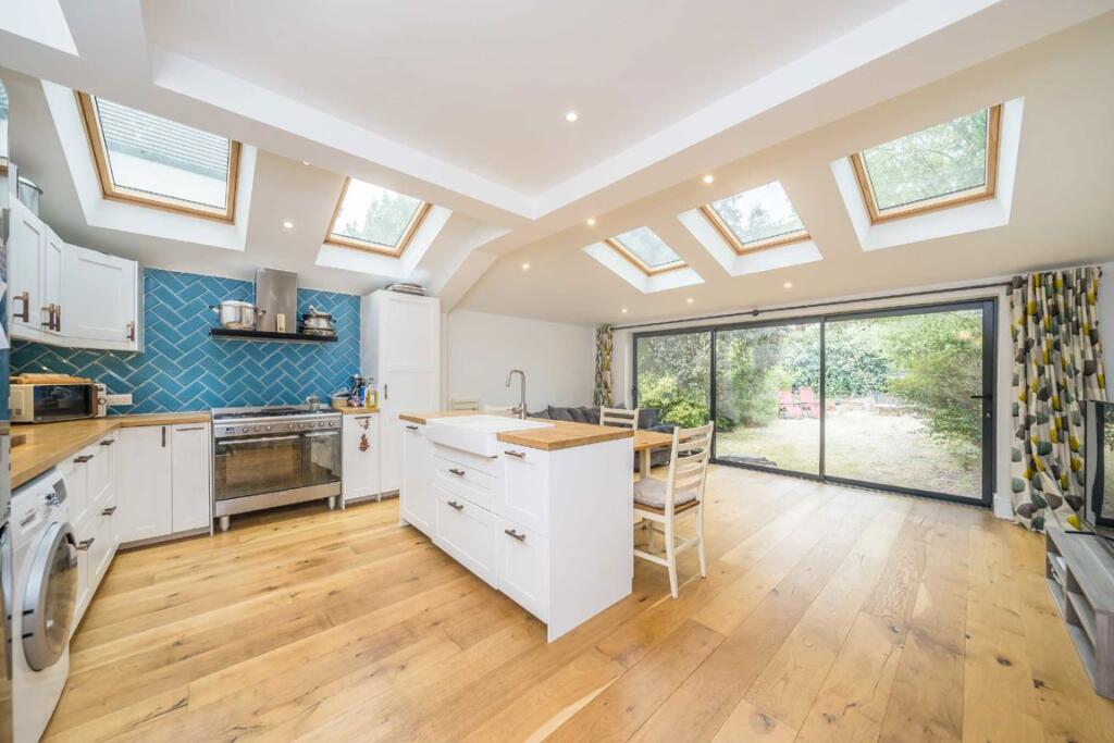 Main image of property: Gleneldon Road, Streatham
