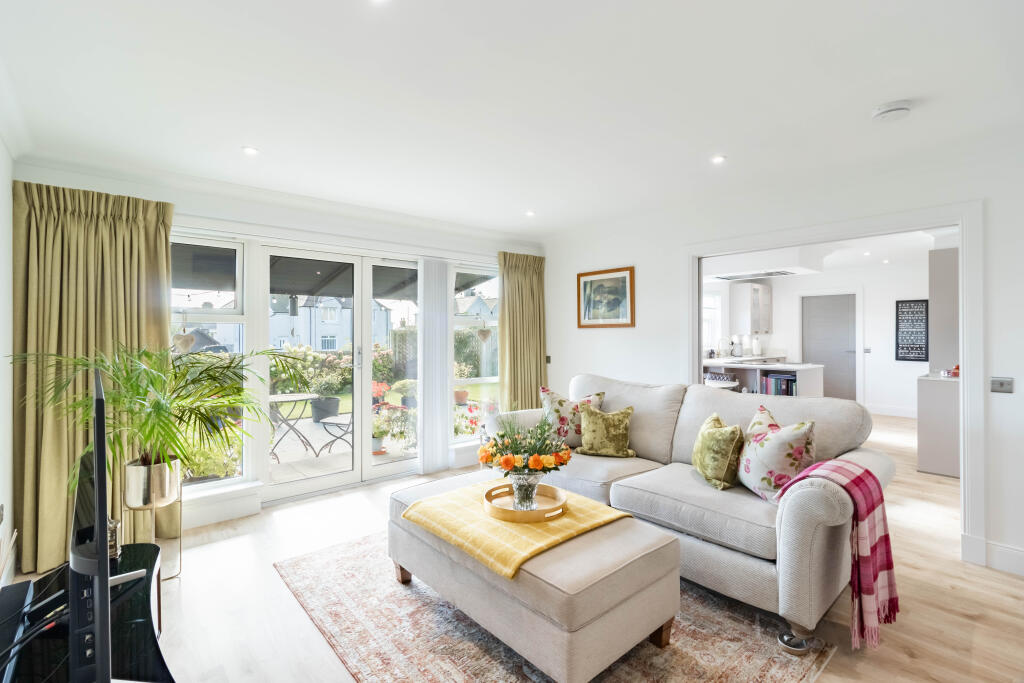 House in Dundee - View 2