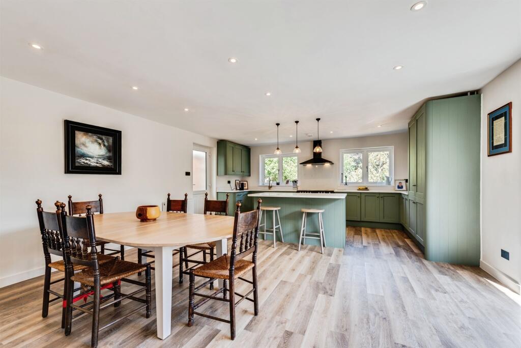 House in Chearsley, Buckinghamshire - View 5