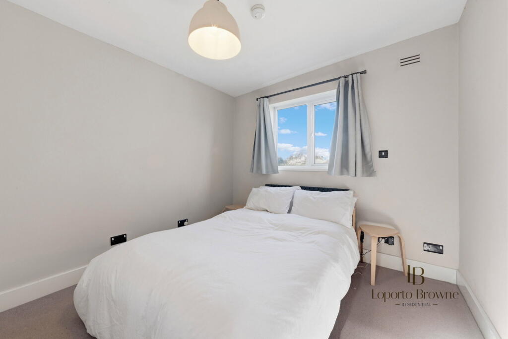 Apartment in London - More