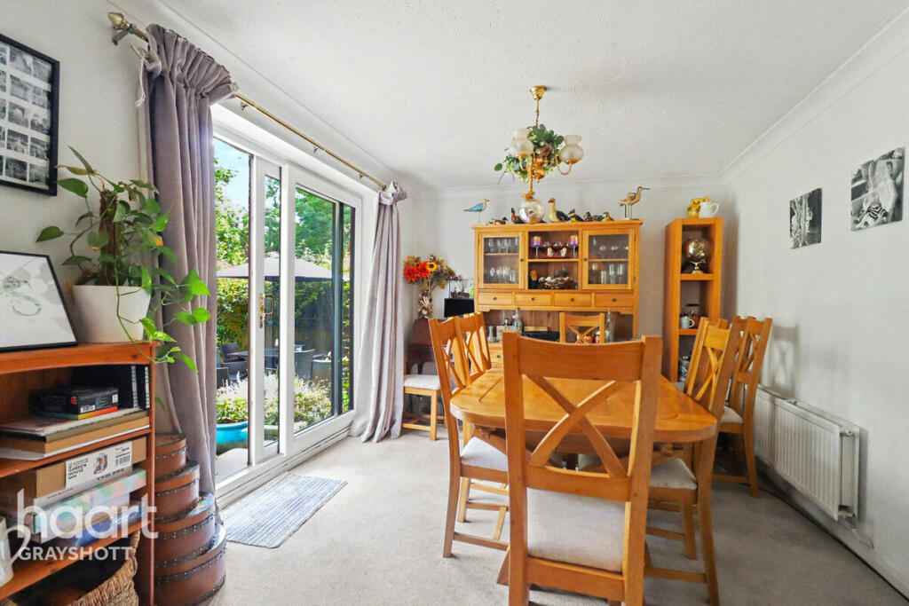 House in East Hampshire, Lindford - View 4