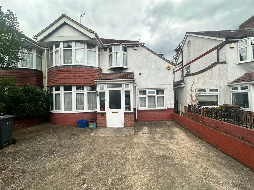 Main image of property: Great West Road, Hounslow, TW5