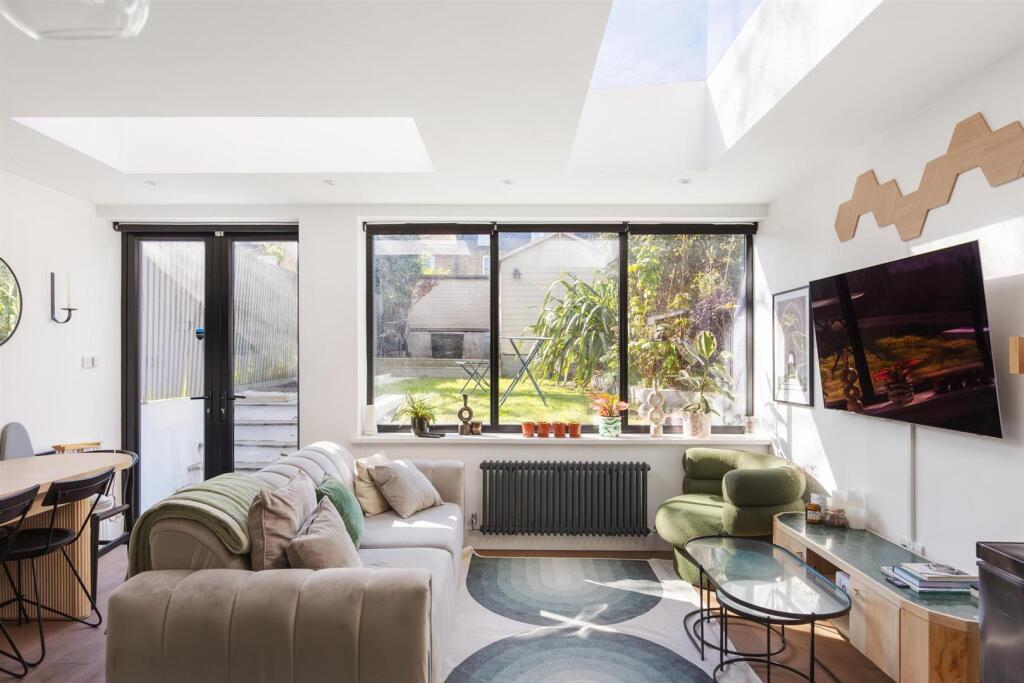 Main image of property: Kings Grove, Peckham, London