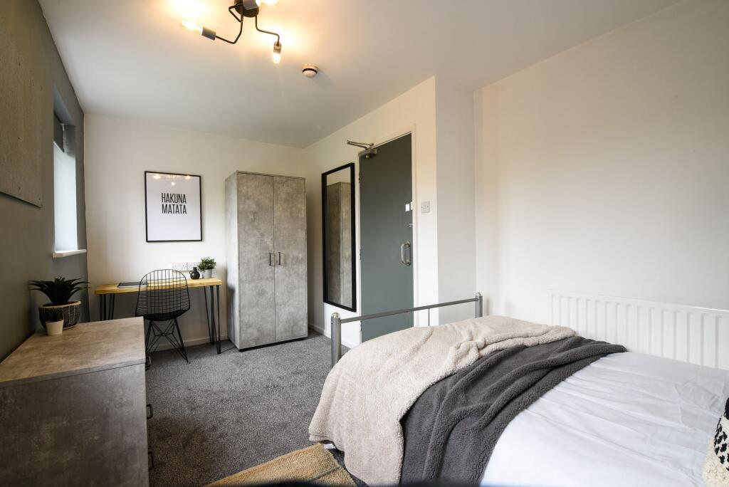 House in Nottingham - View 3