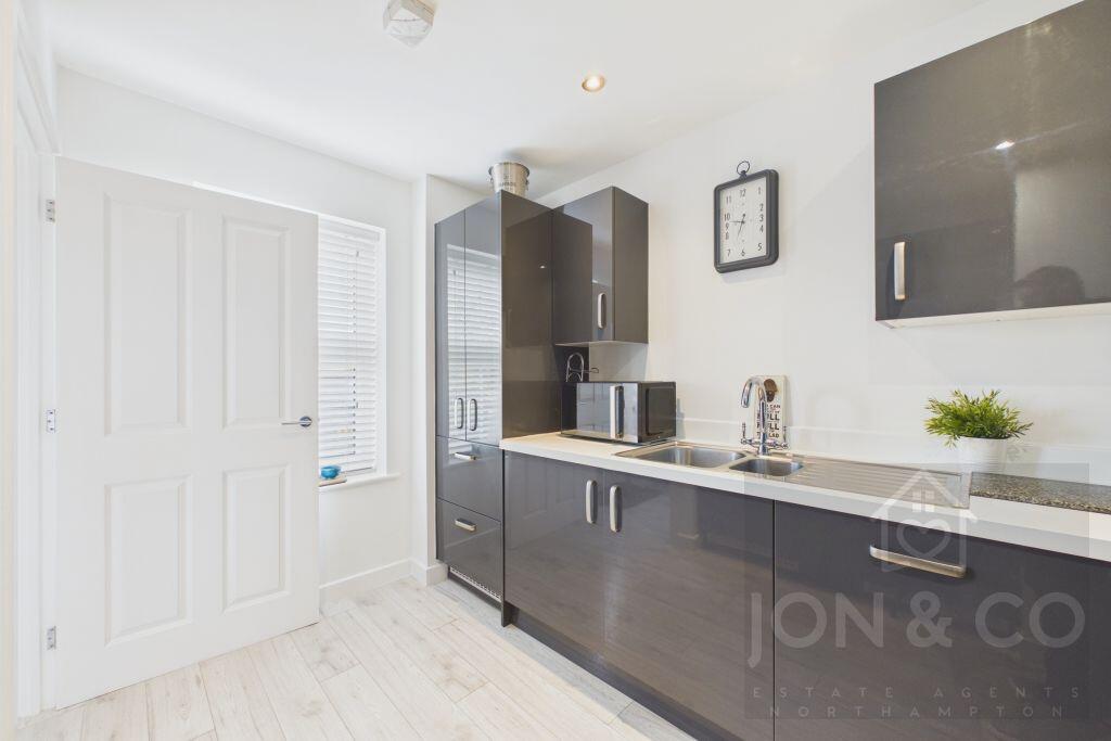 House in Kettering, Leisure Village - View 4