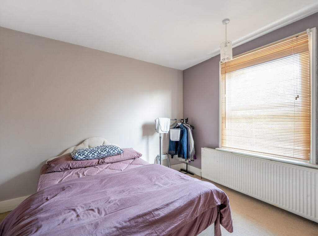 House in London, Custom House, Silvertown - View 3