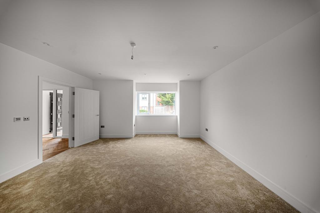 House in Sidcup, Frognal, Longlands - View 3