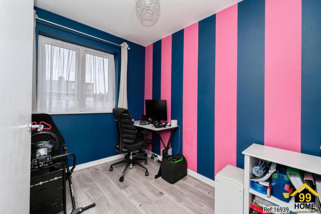 House in Southall - View 4