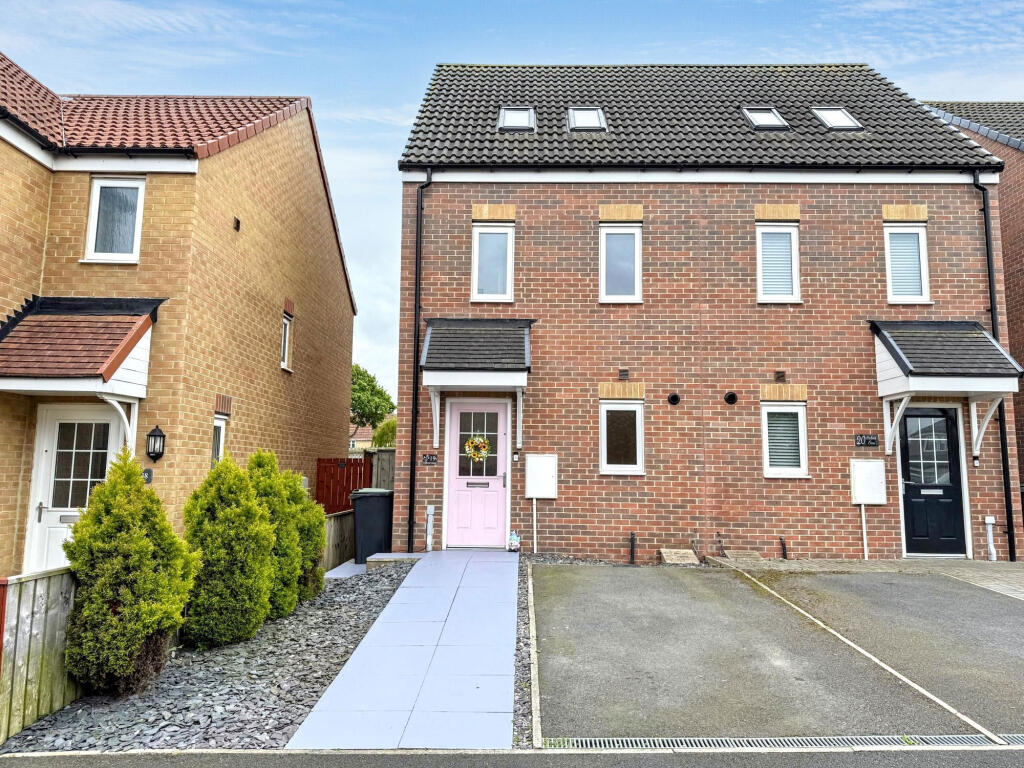 Main image of property: Oxford Close, Peterlee, Durham, SR8 2EF