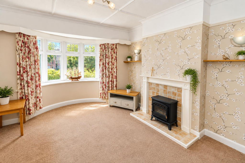 House in Tonbridge - View 4
