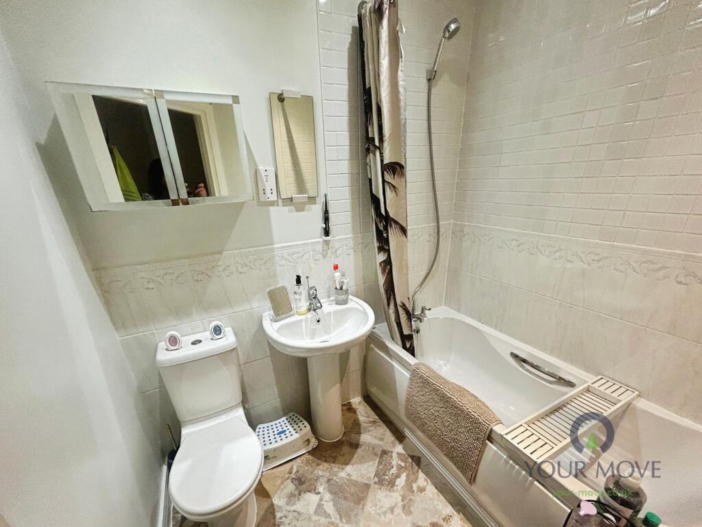 Apartment in Leicester - More