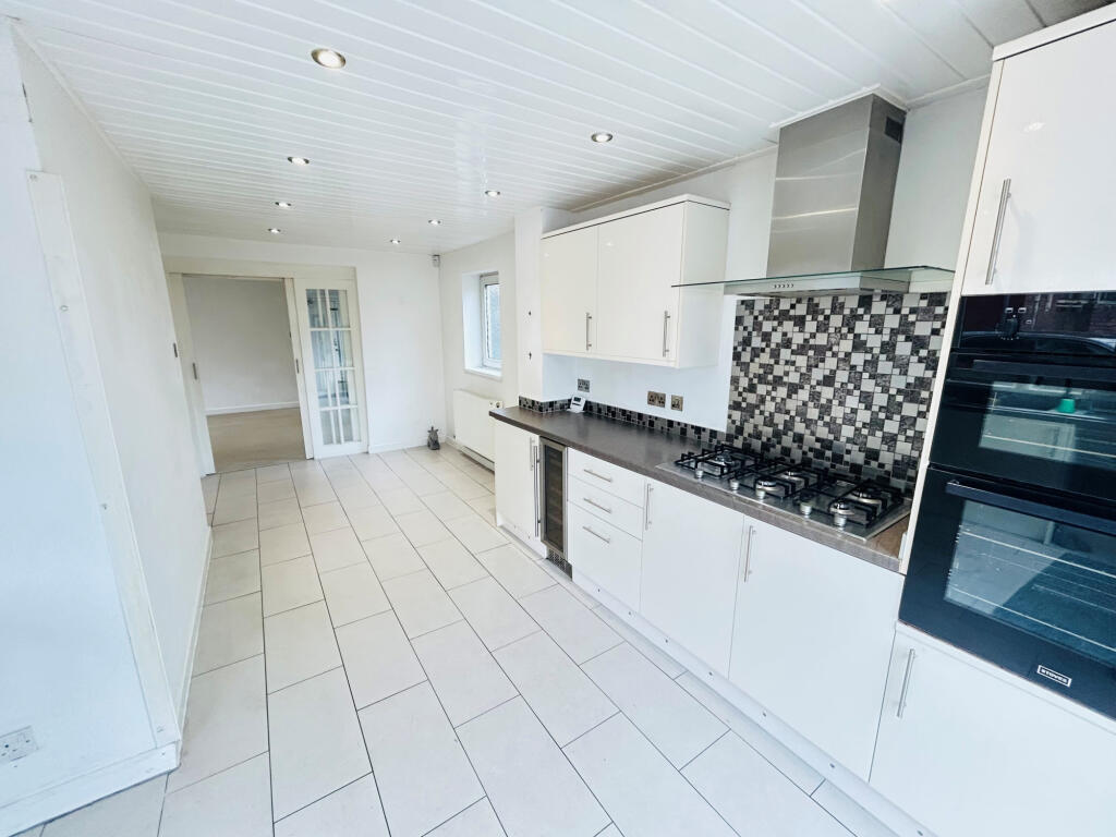 House in Preston, Holme Slack, Deepdale - More