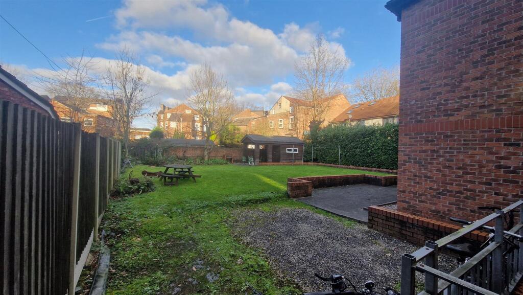 Property photo 8