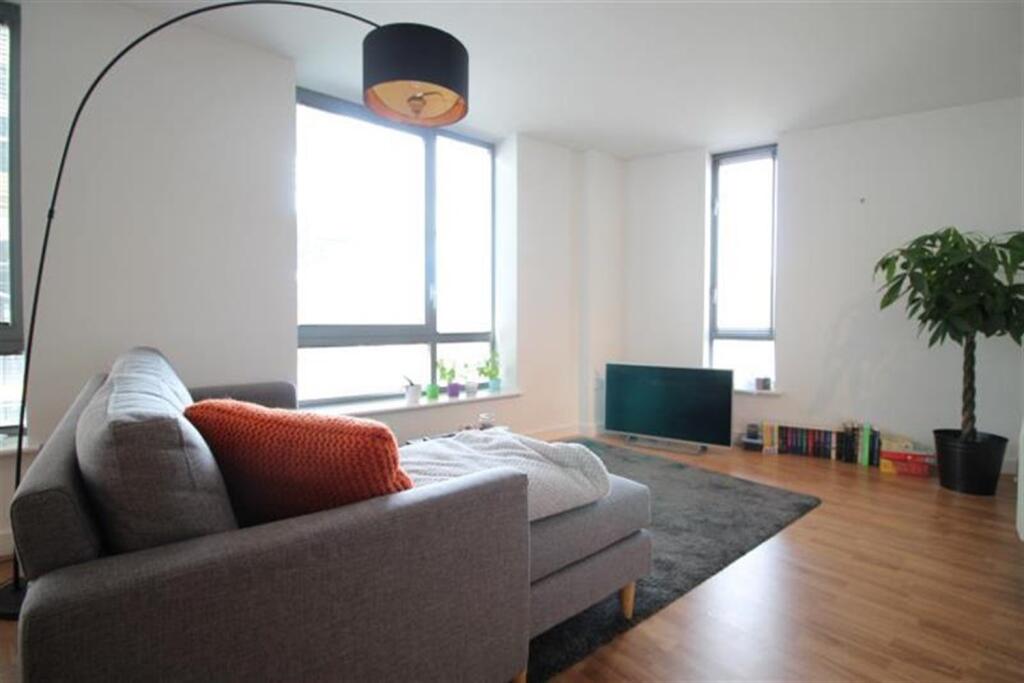 Main image of property: The Hicking Building, Queens Road, NG2