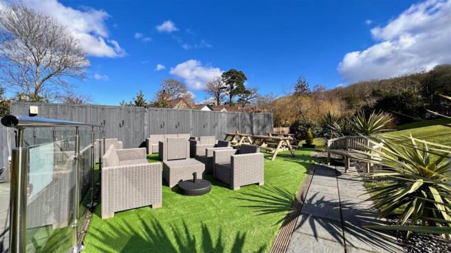 BEER GARDEN
