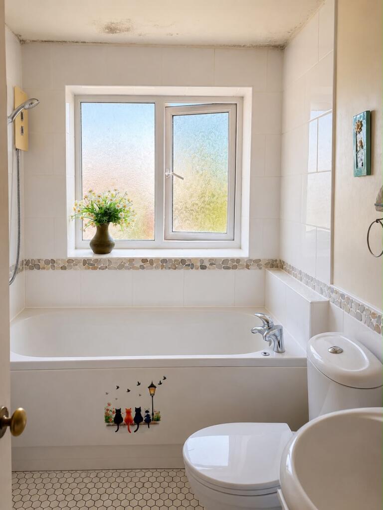 House in Sefton, Liverpool City Region - View 5