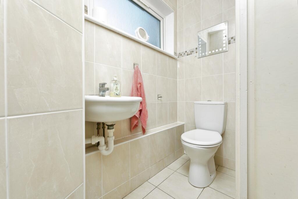 Staffin Street, Glasgow, G23 - More