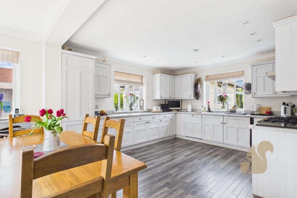 House in Uttlesford, Church End, Great Dunmow - View 4