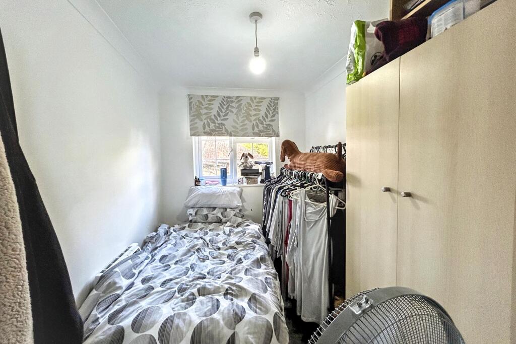 Apartment in Tonbridge - More