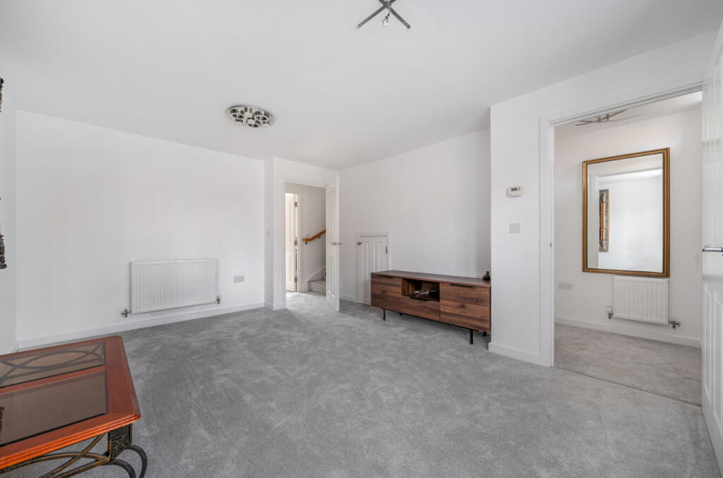 Heron Drive, Witney, Oxfordshire photo 4