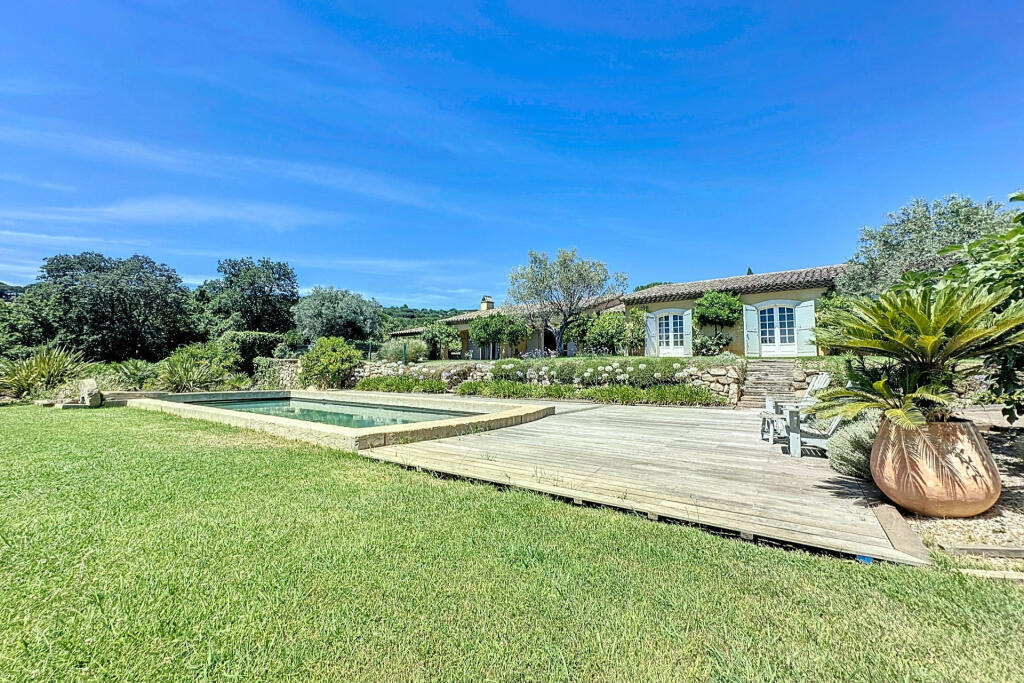 Main image of property: Provence-Alps-Cote d`Azur, Var, Grimaud