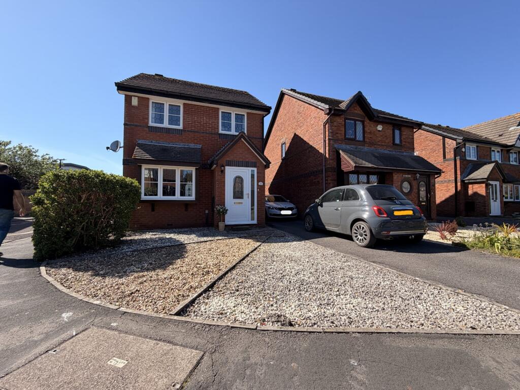 Main image of property: Halletts Way, Portishead, Bristol, Somerset, BS20