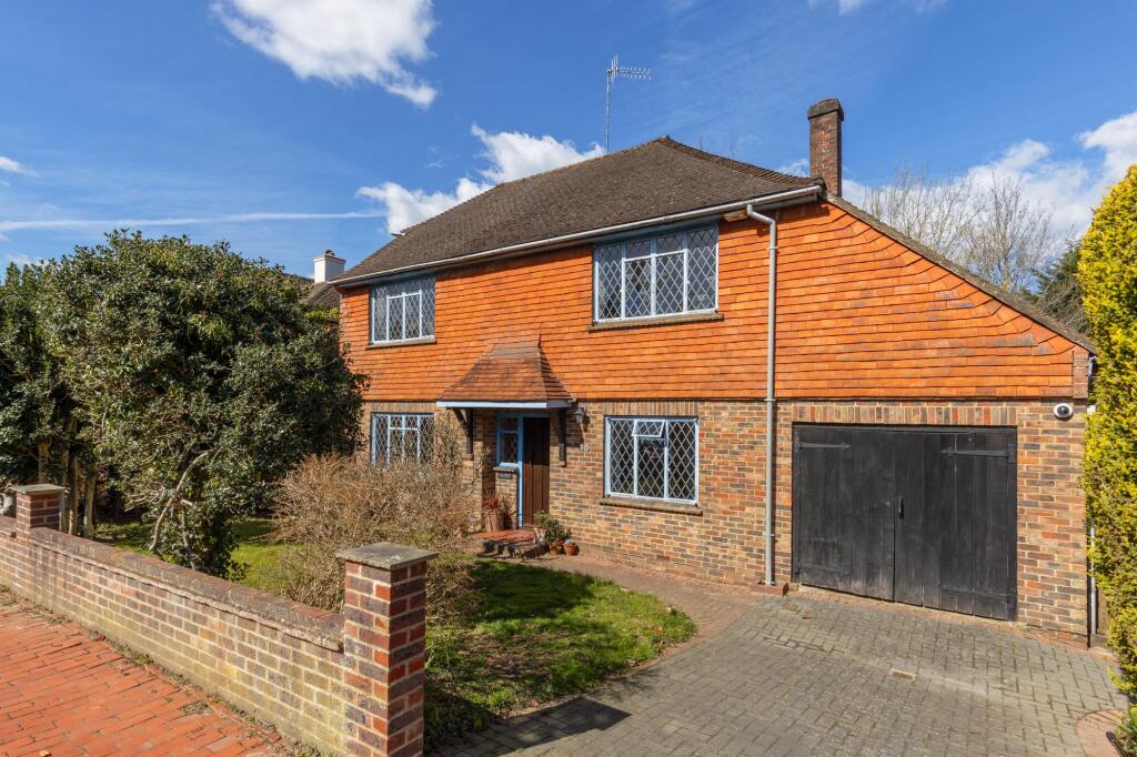 Main image of property: Byng Road, Tunbridge Wells, TN4