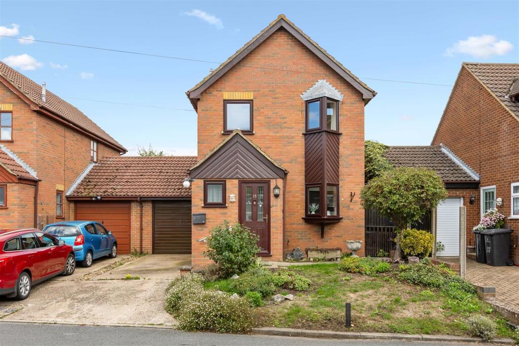 Main image of property: Murrell Lane, Stotfold SG5 4PP