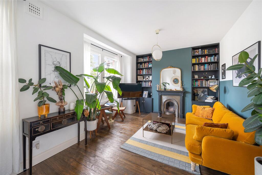 Apartment in London - View 2