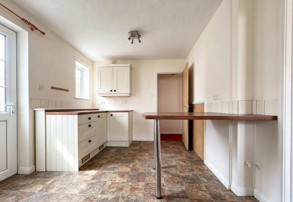 House in Salisbury - View 4