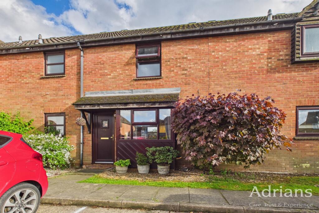 Main image of property: Colyers Reach, Chelmsford, CM2 6RW