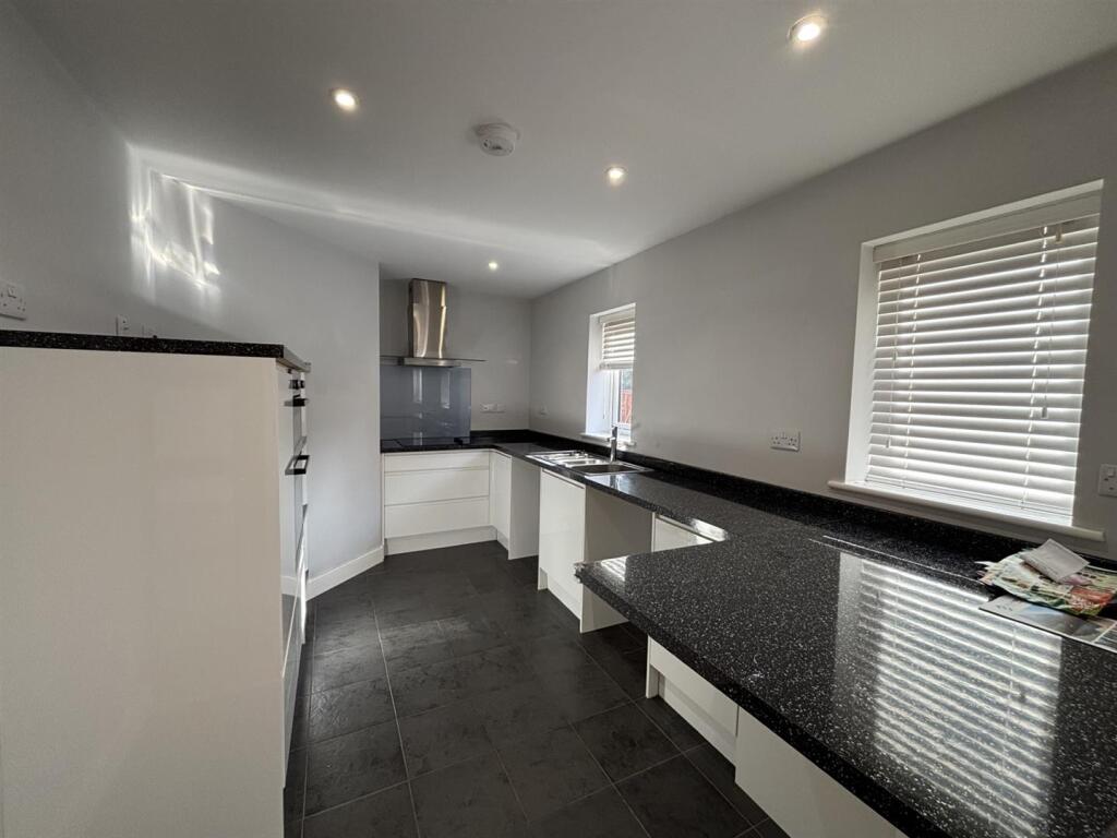 Additional image 3 of Overcombe, Templecombe