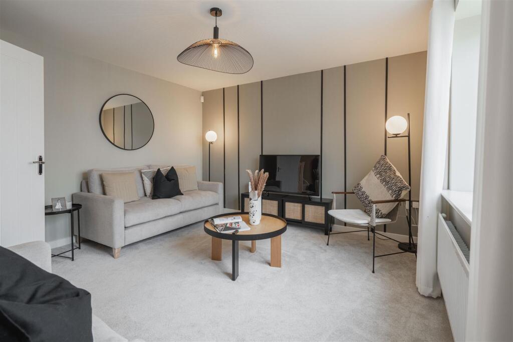 House in Nuneaton and Bedworth, Warwickshire - View 2