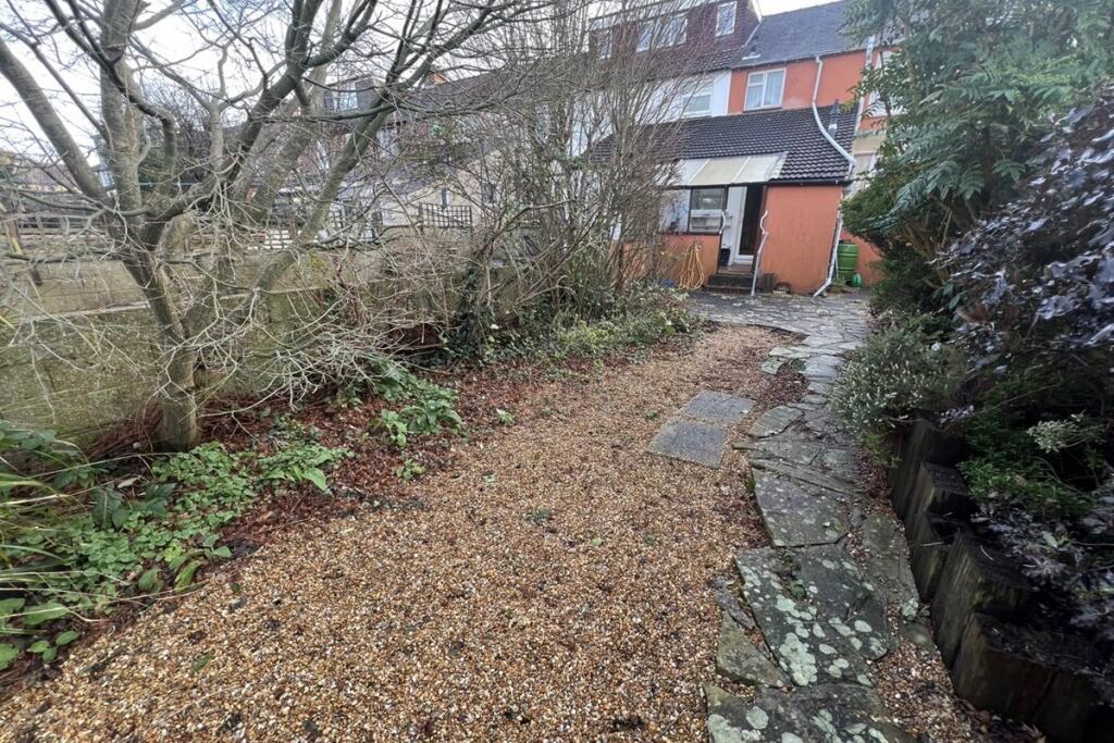 House in Portsmouth, Hilsea - View 2