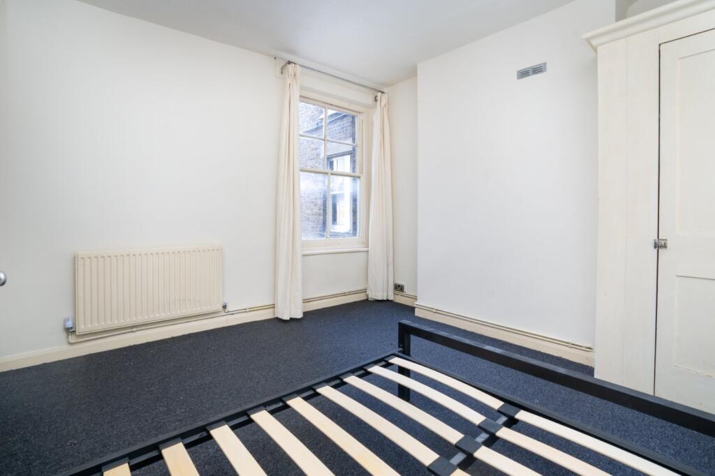 Apartment in London - View 3