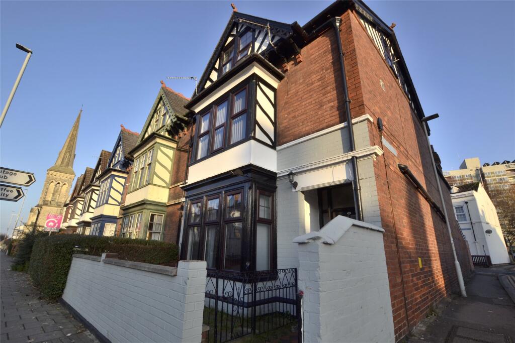 Main image of property: Worcester Street, Gloucester, Gloucestershire, GL1