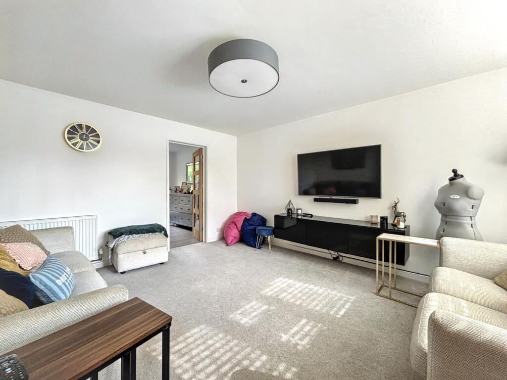 House in Bexhill-on-Sea, Little Common - View 3