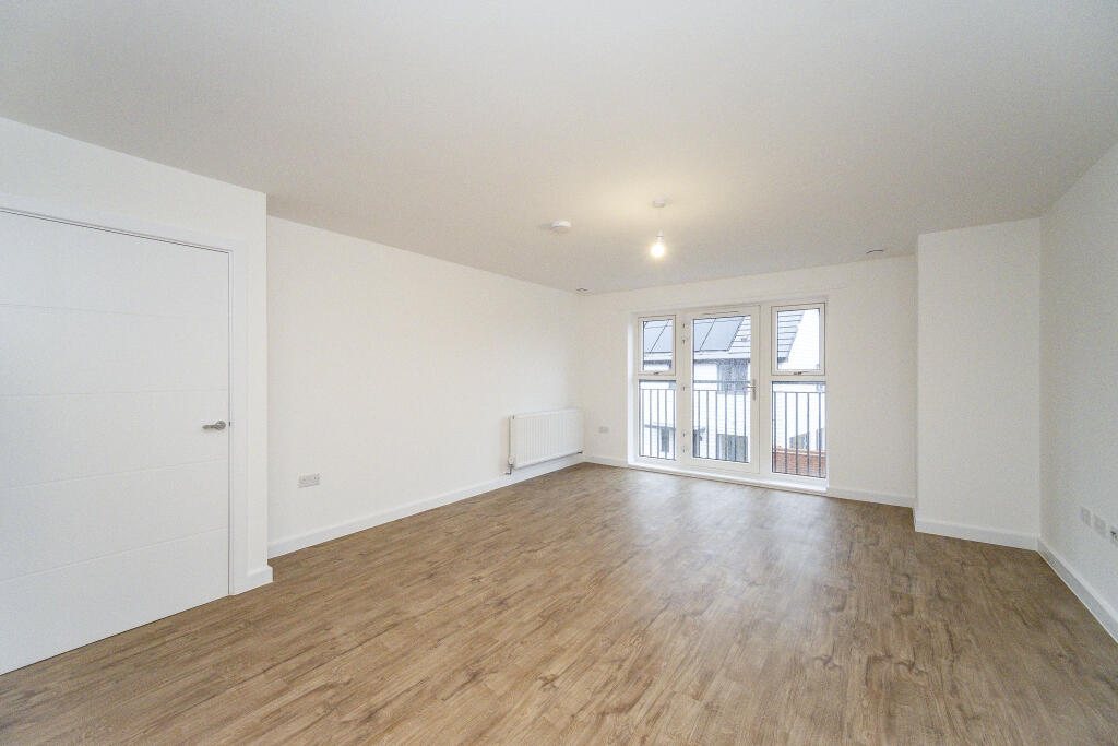 Apartment in Reading - View 2