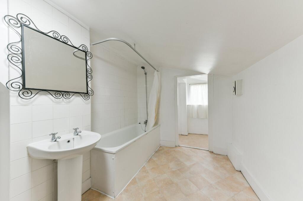 4 bedroom house for rent