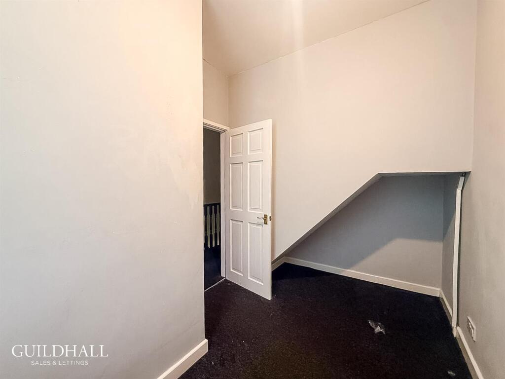 Main image of property: Elmsley Street, Preston