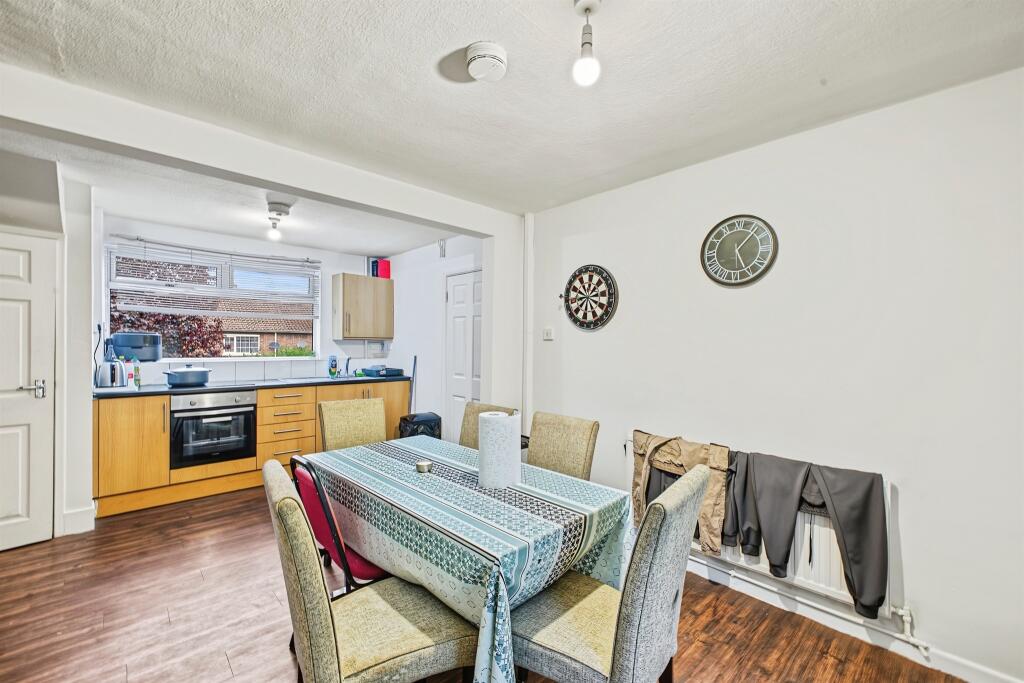 House in Northampton, Kingsthorpe - View 2