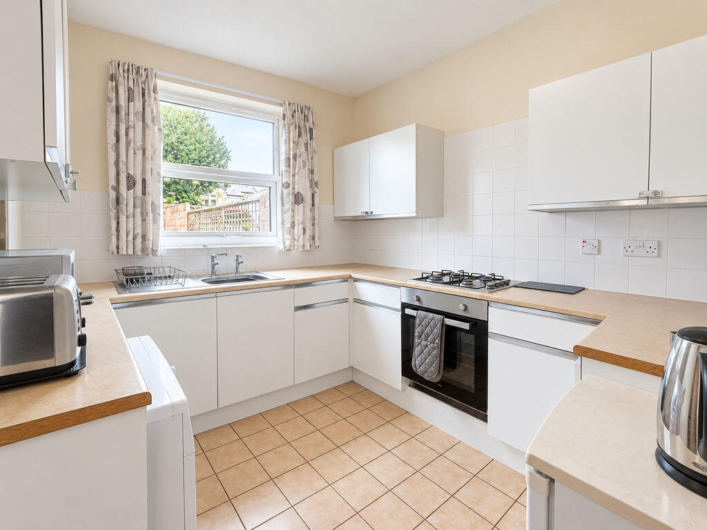 House in Gosport, Hampshire - View 2