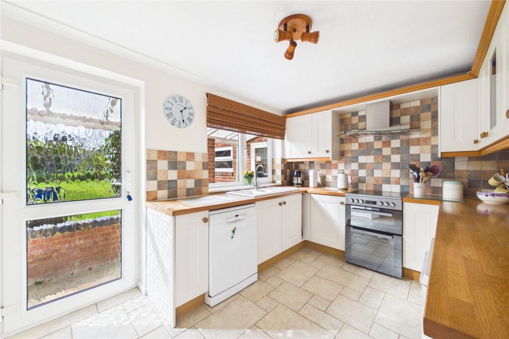 Swinbrook Close, Tilehurst, Reading, Berkshire, RG31 – pohled 3