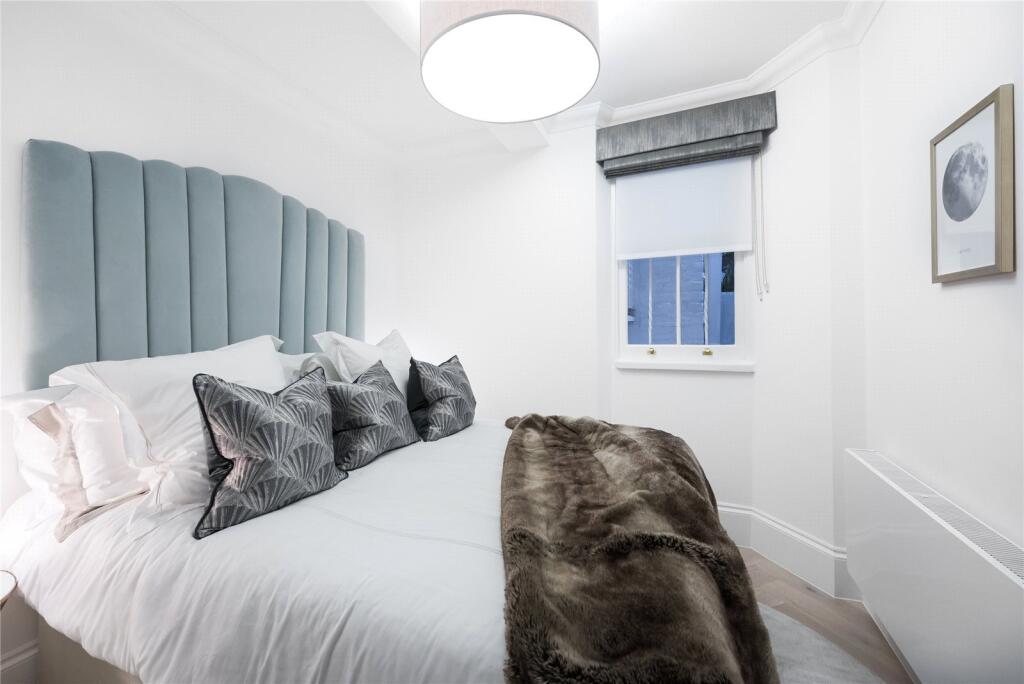 Apartment in London - View 5