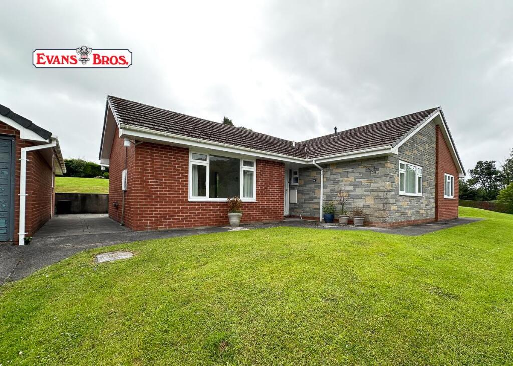 Main image of property: Llwyn Meredith, Carmarthen