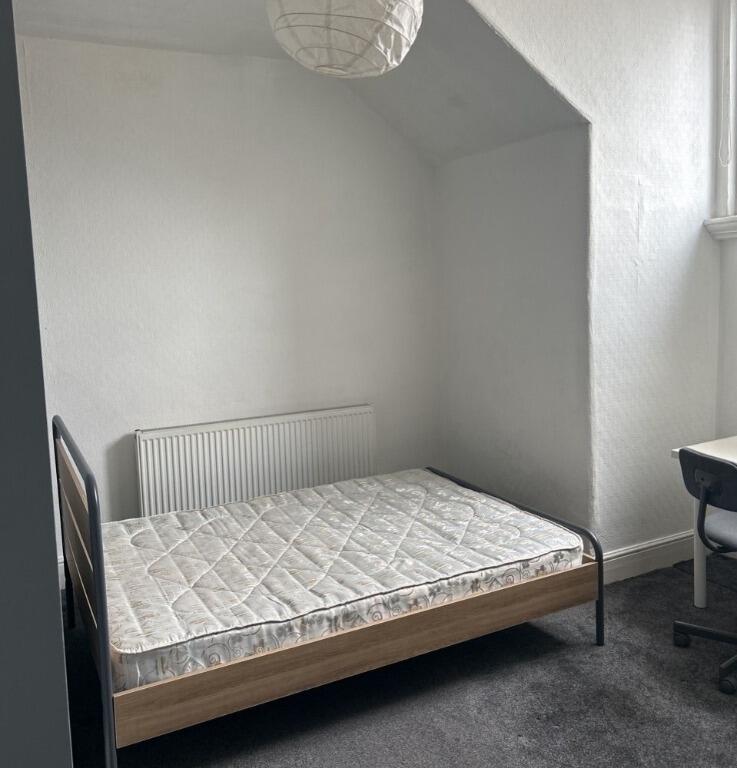 1 bedroom semi-detached house for rent